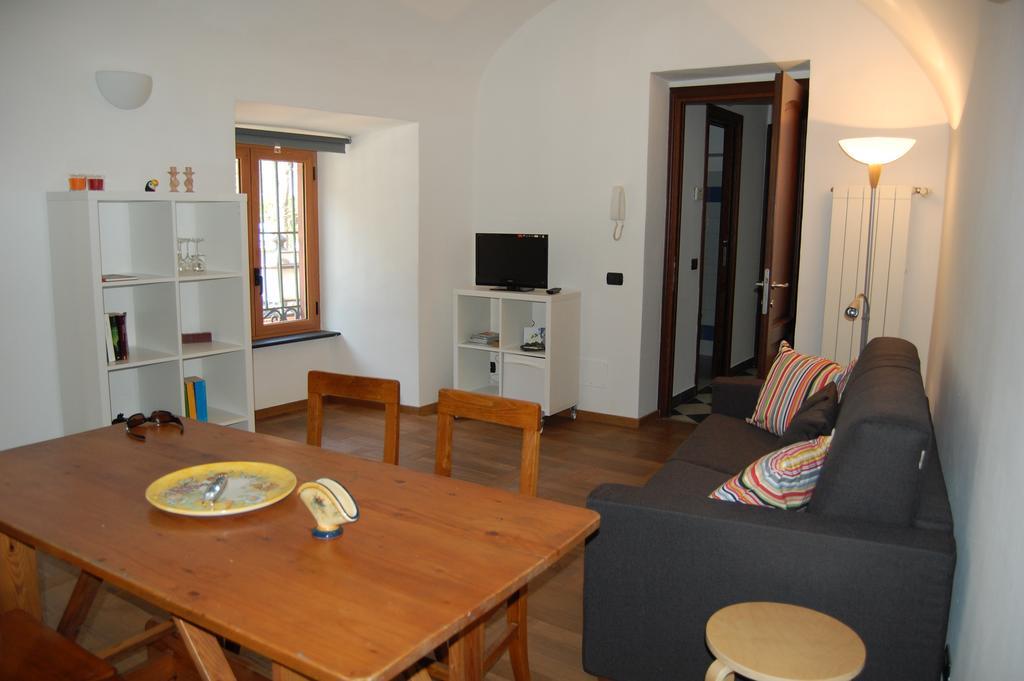 Koala Apartment ฟีนาเลลีกูเร ภายนอก รูปภาพ